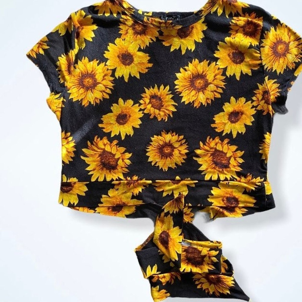 Rue 21 black and gold sunflower cropped tshirt with back tie